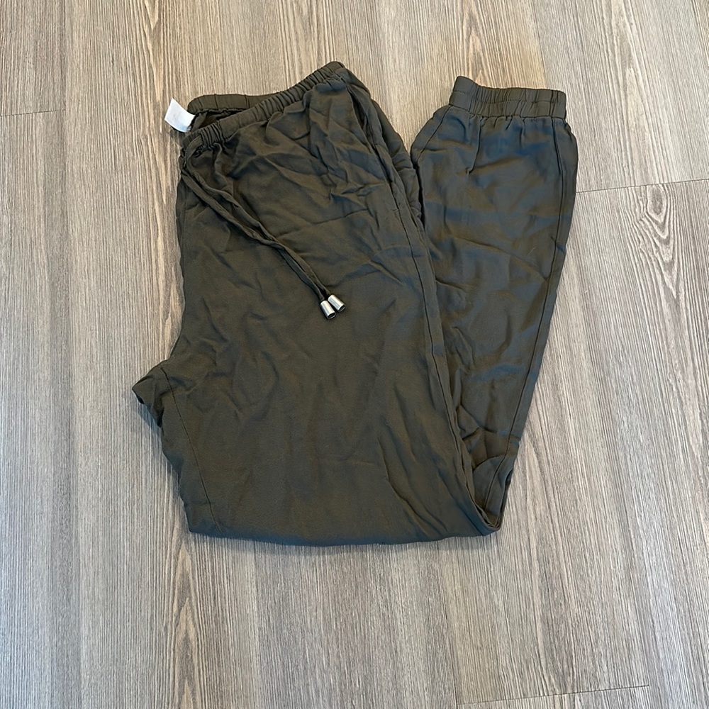 Green Jogger Pant - NWOT